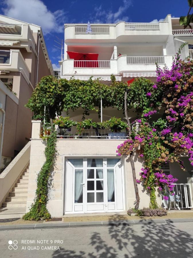 Apartments By The Sea Podgora, Makarska - 6596 Bagian luar foto