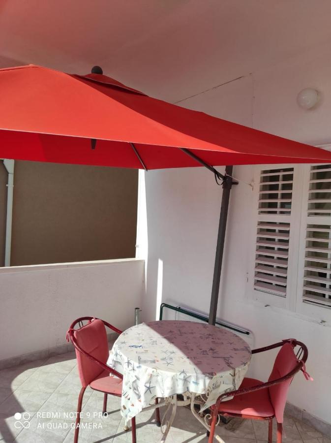 Apartments By The Sea Podgora, Makarska - 6596 Bagian luar foto